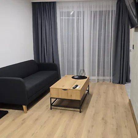 Zurawia 1 - Pietro 1