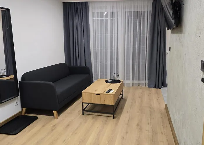 Zurawia 1 - Pietro 1